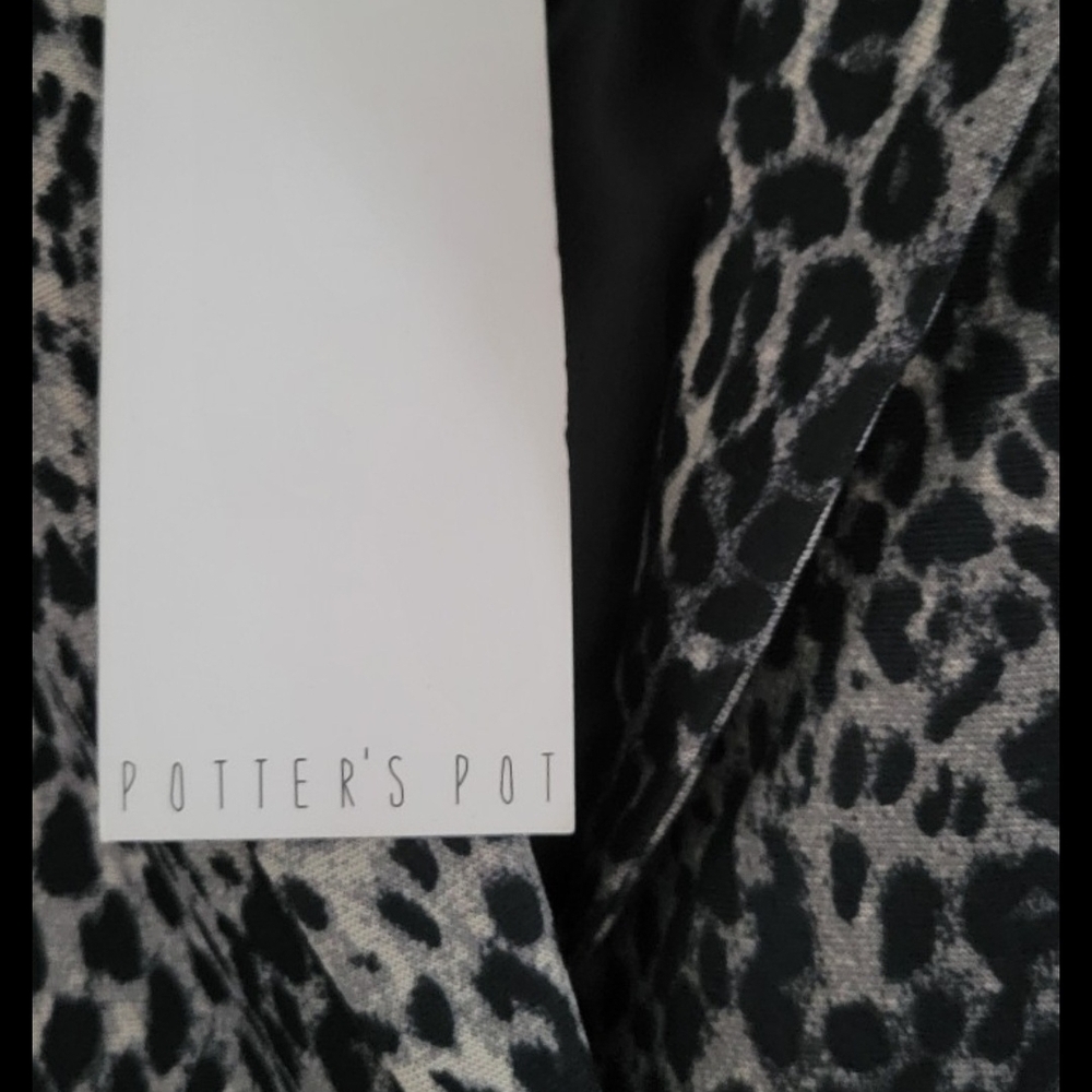 Potter's Pot Animal Print Blazer - Picture 3 of 3